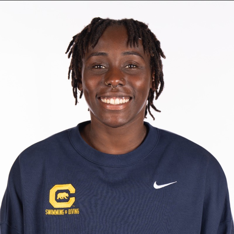 Steph Akakabota Headshot